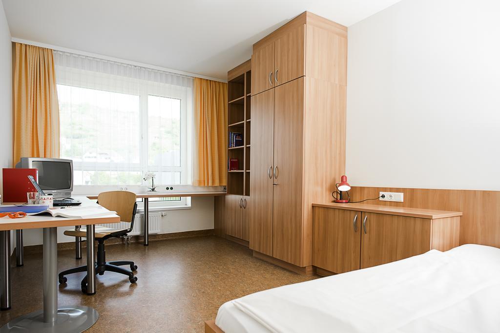 Kolping Campus Krems Hostel Exterior photo